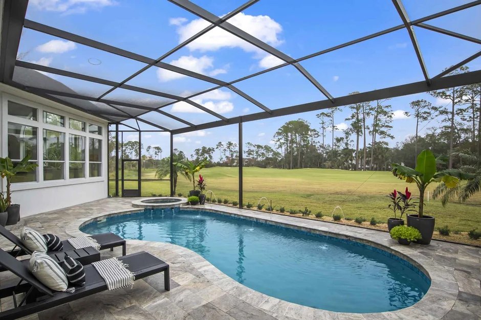 Custom pool enclosure builders in Kissimmee, FL for screened backyard pool